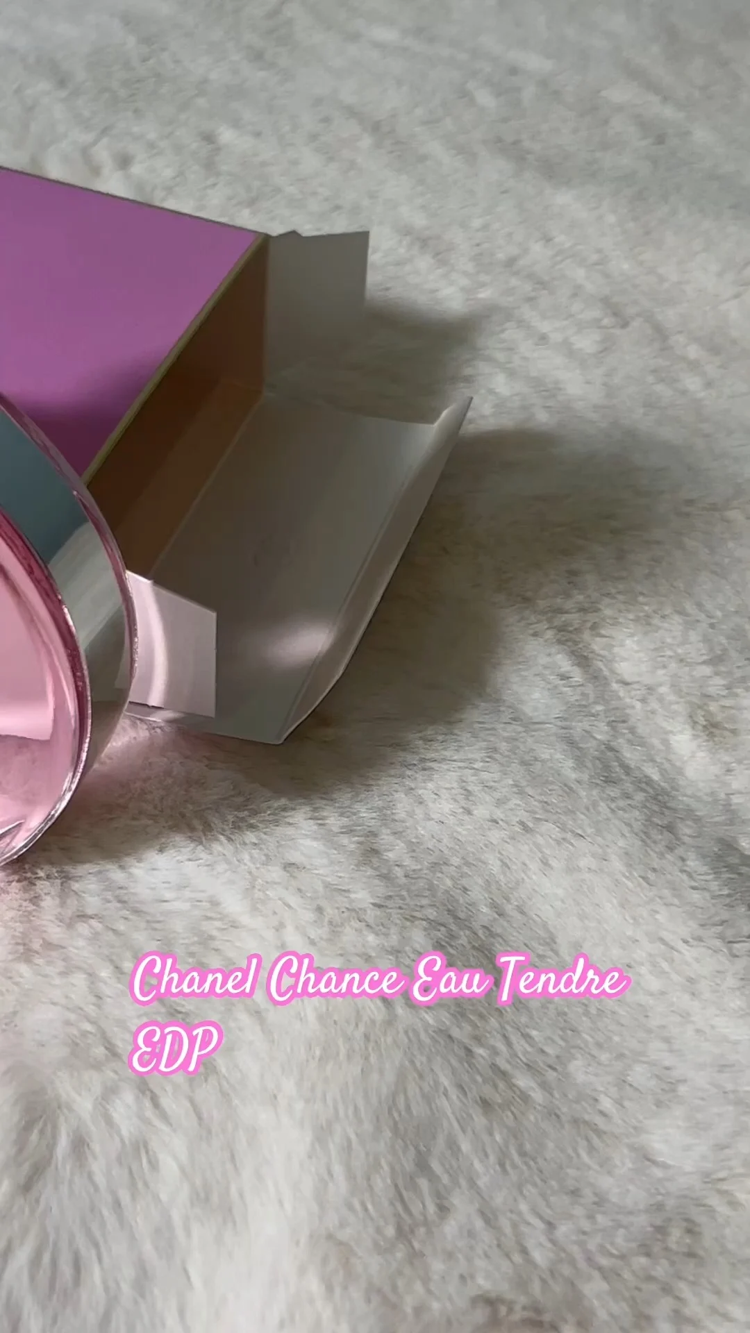 Cuplikan iklan Parfume Channel karya Amalia Fauziah Rahma