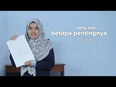 Siswa DKV SMK Queen Al-Falah menyusun design brief melalui studi kasus rebranding Queen Brew.