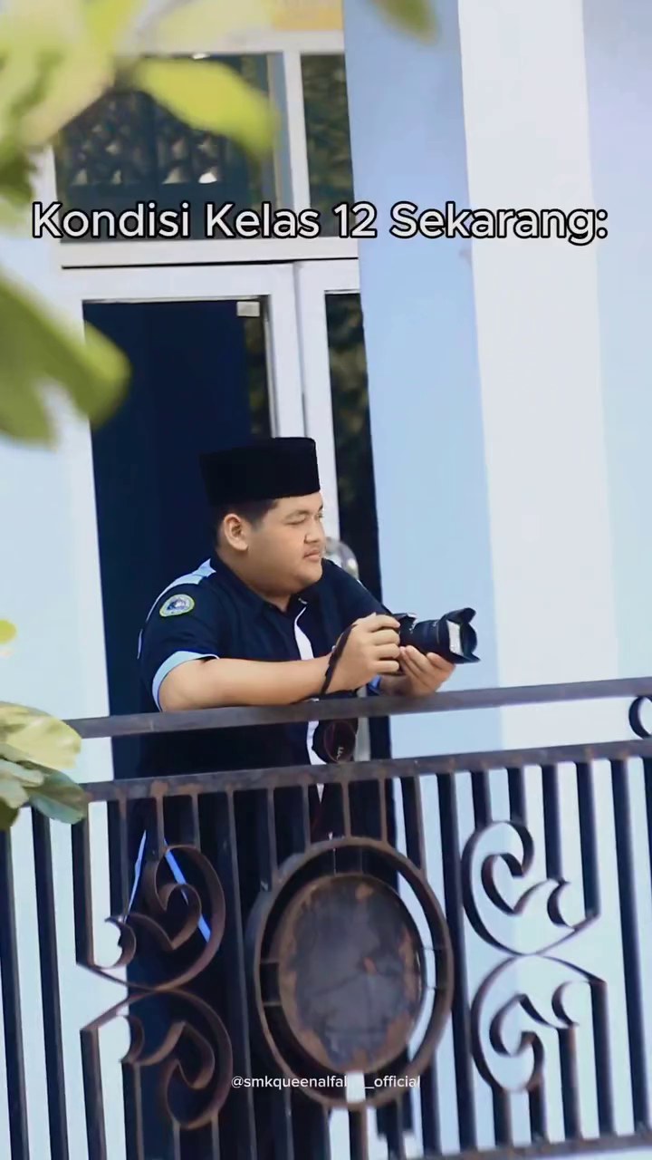 Semangat Kelas XII Menentukan Langkah | SMK Queen Al-Falah Kediri