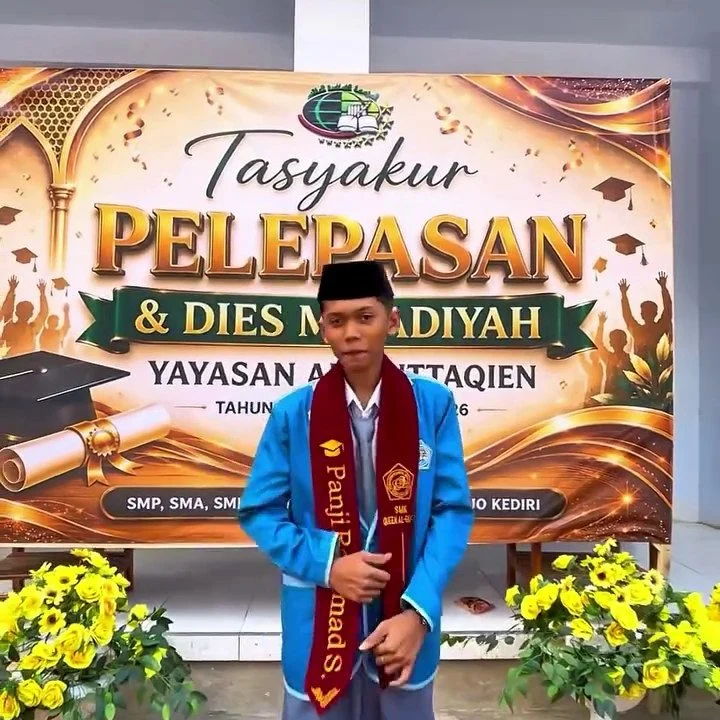 Tasyakur Pelepasan dan Apresiasi Lulusan | SMK Queen Al-Falah Kediri