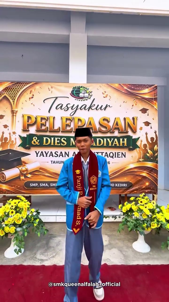 Tasyakur Pelepasan dan Apresiasi Lulusan | SMK Queen Al-Falah Kediri