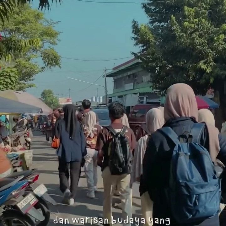 Jelajah Budaya Pare melalui Karya Visual | SMK Queen Al-Falah Kediri