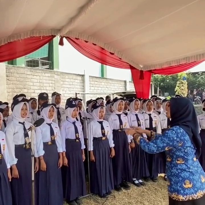Peringatan HUT ke-81 Republik Indonesia | SMK Queen Al-Falah Kediri